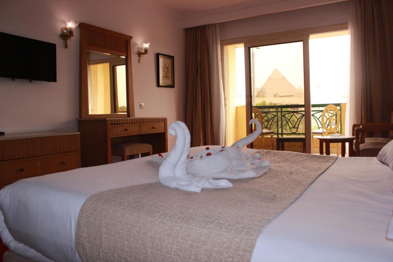 Regency Pyramids 4*