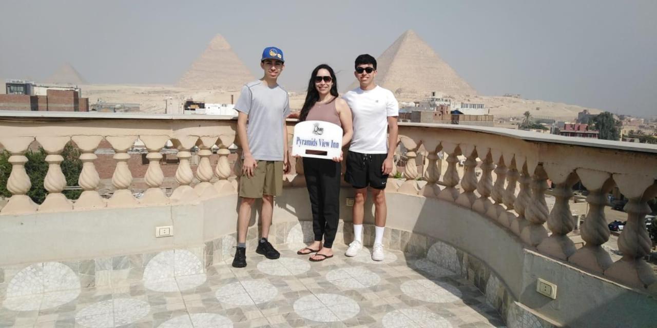 Inn Queen Pyramids View