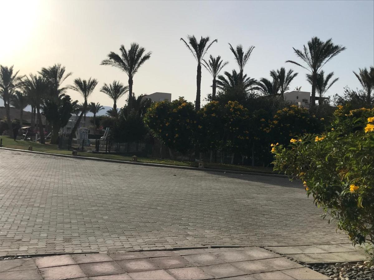 With Roof At Laguna Bay- Ain Sokhna - شالية غرفتين مكيف بالكامل بالرووف قرية لاجونا باي - العين السخنة Daire