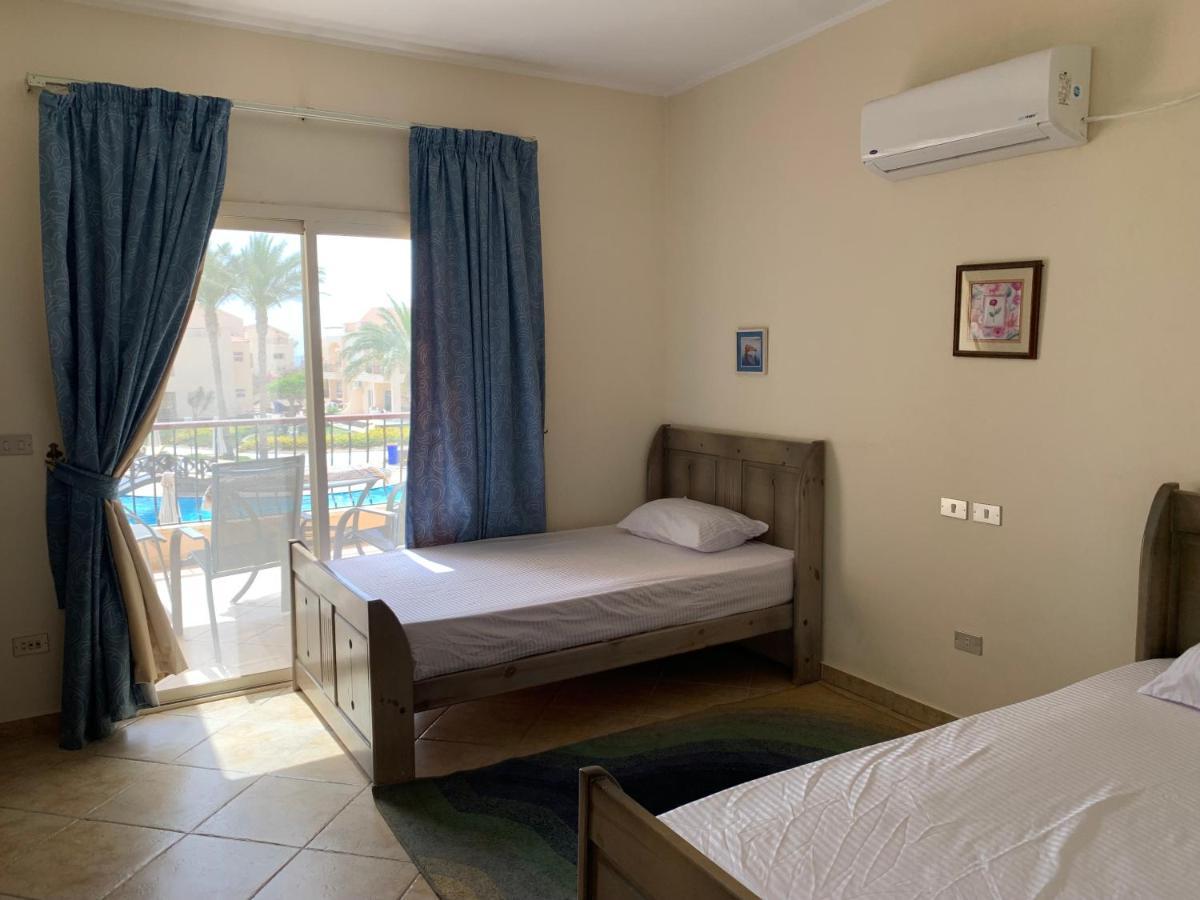 With Roof At Laguna Bay- Ain Sokhna - شالية غرفتين مكيف بالكامل بالرووف قرية لاجونا باي - العين السخنة * Ain Sukhna