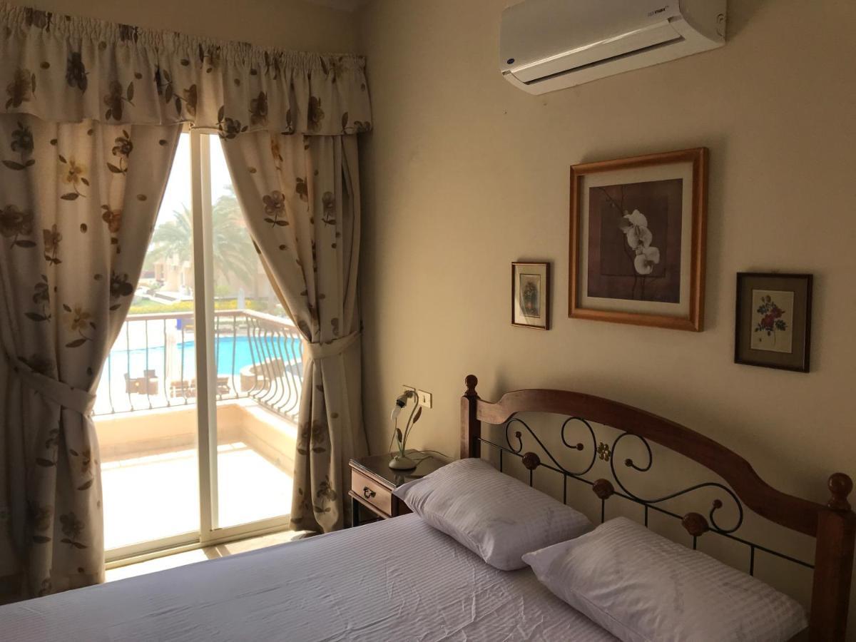 With Roof At Laguna Bay- Ain Sokhna - شالية غرفتين مكيف بالكامل بالرووف قرية لاجونا باي - العين السخنة Daire *