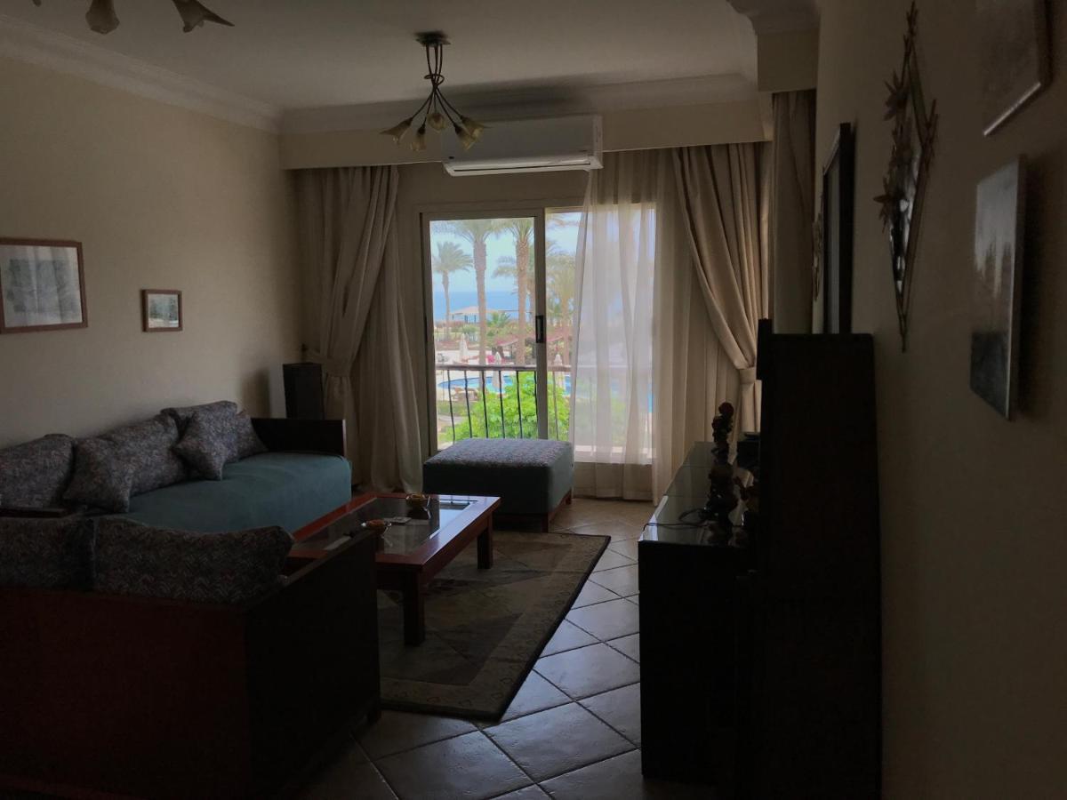 With Roof At Laguna Bay- Ain Sokhna - شالية غرفتين مكيف بالكامل بالرووف قرية لاجونا باي - العين السخنة Daire *