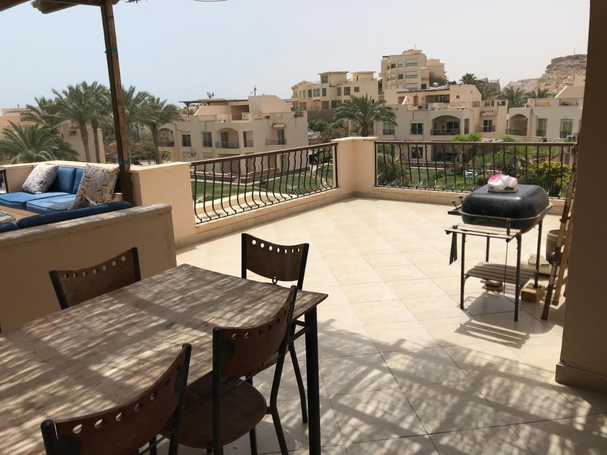 Apartment Laguna Bay Chalet: Rooftop Retreat In Ain Sokhna
