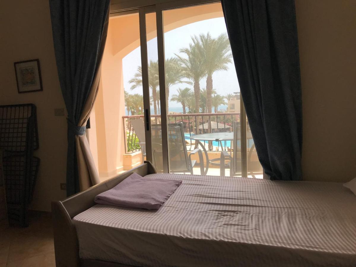 With Roof At Laguna Bay- Ain Sokhna - شالية غرفتين مكيف بالكامل بالرووف قرية لاجونا باي - العين السخنة * Ain Sukhna