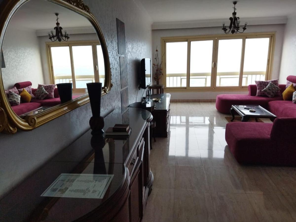 2 Gleem Seaview Aparthotel Alexandria
