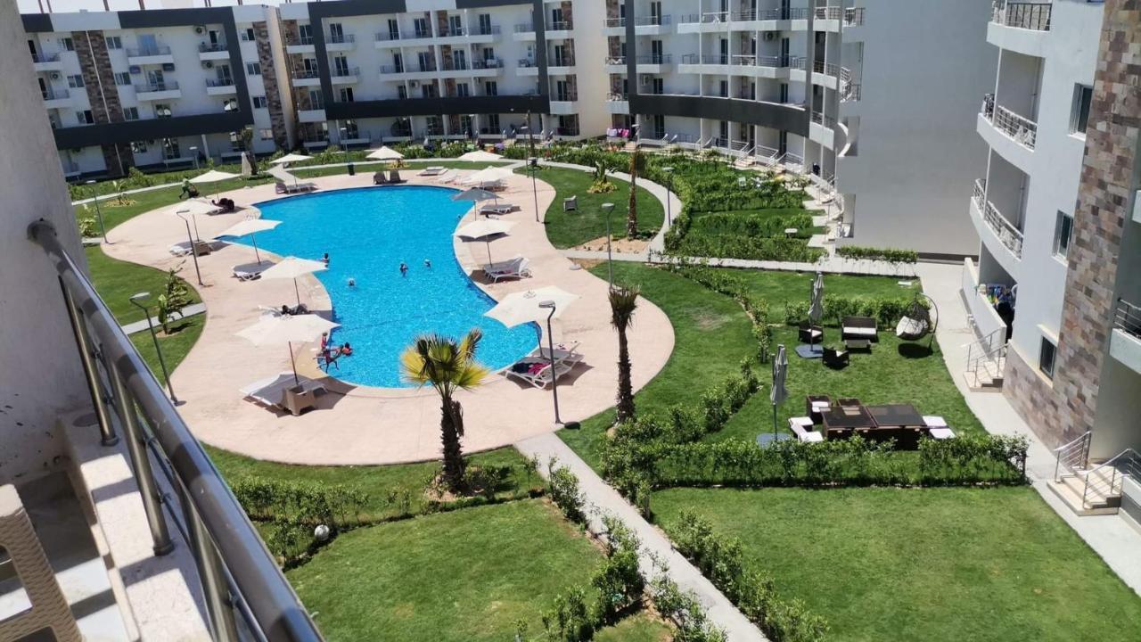 Marseilia Beach 4 Family Only Apartment *