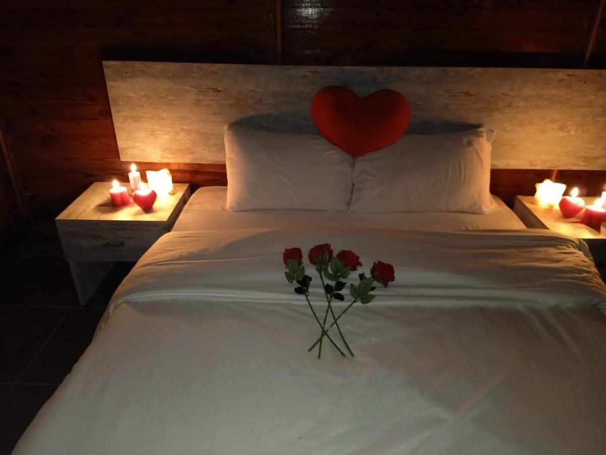 Caesar Island Bungalows Hotel
