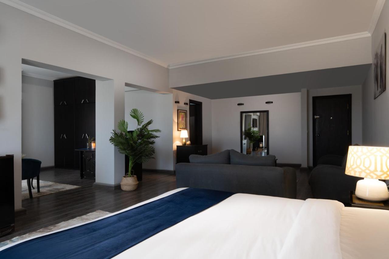 Hotel Cement