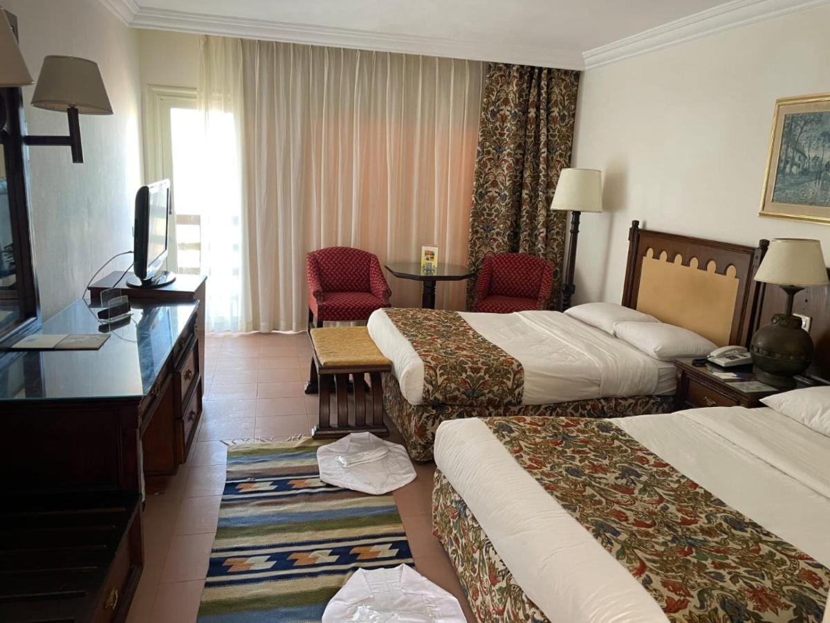 Retac El Resort