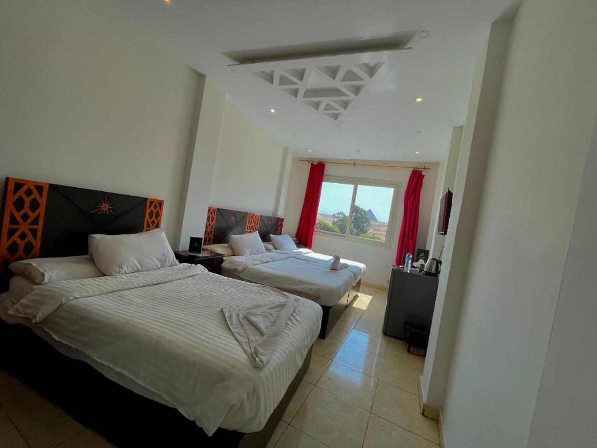 Sahara Pyramids 3*