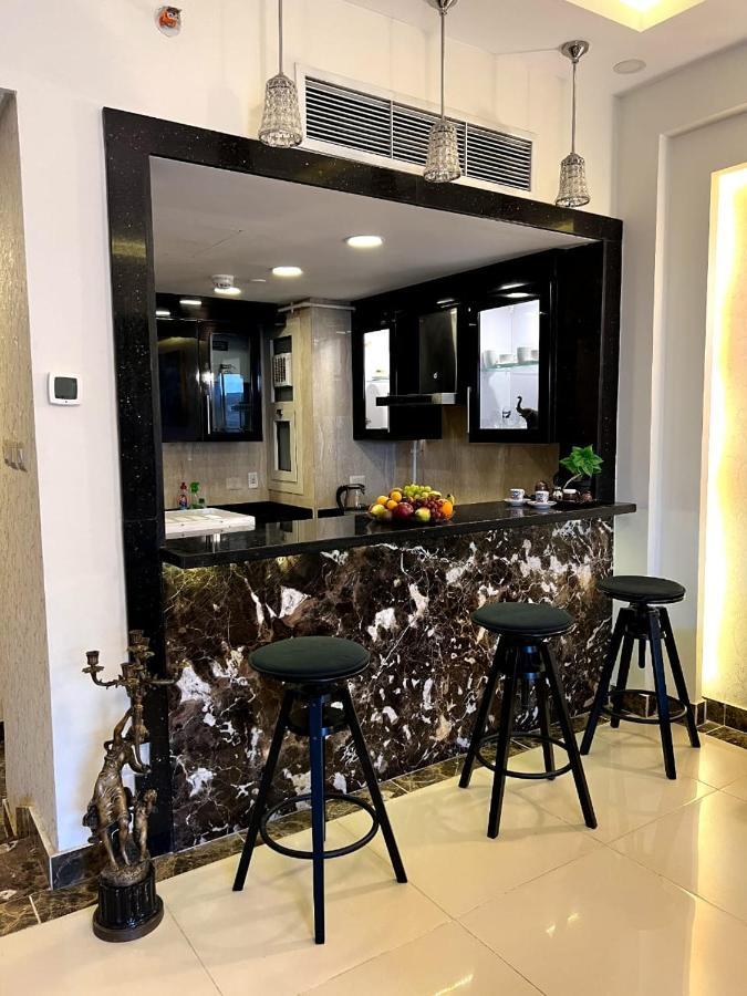 Apartment Elegant Duplex With Pool Frontauc
