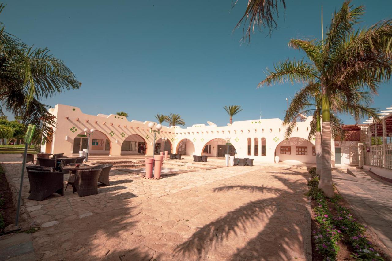 Lagoon Club & Ex Tirana Dahab