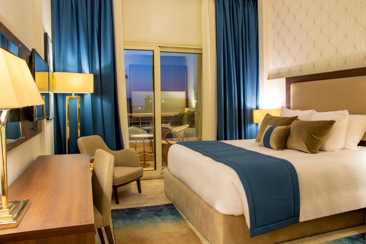 Otel Helnan Mamoura & Events Center