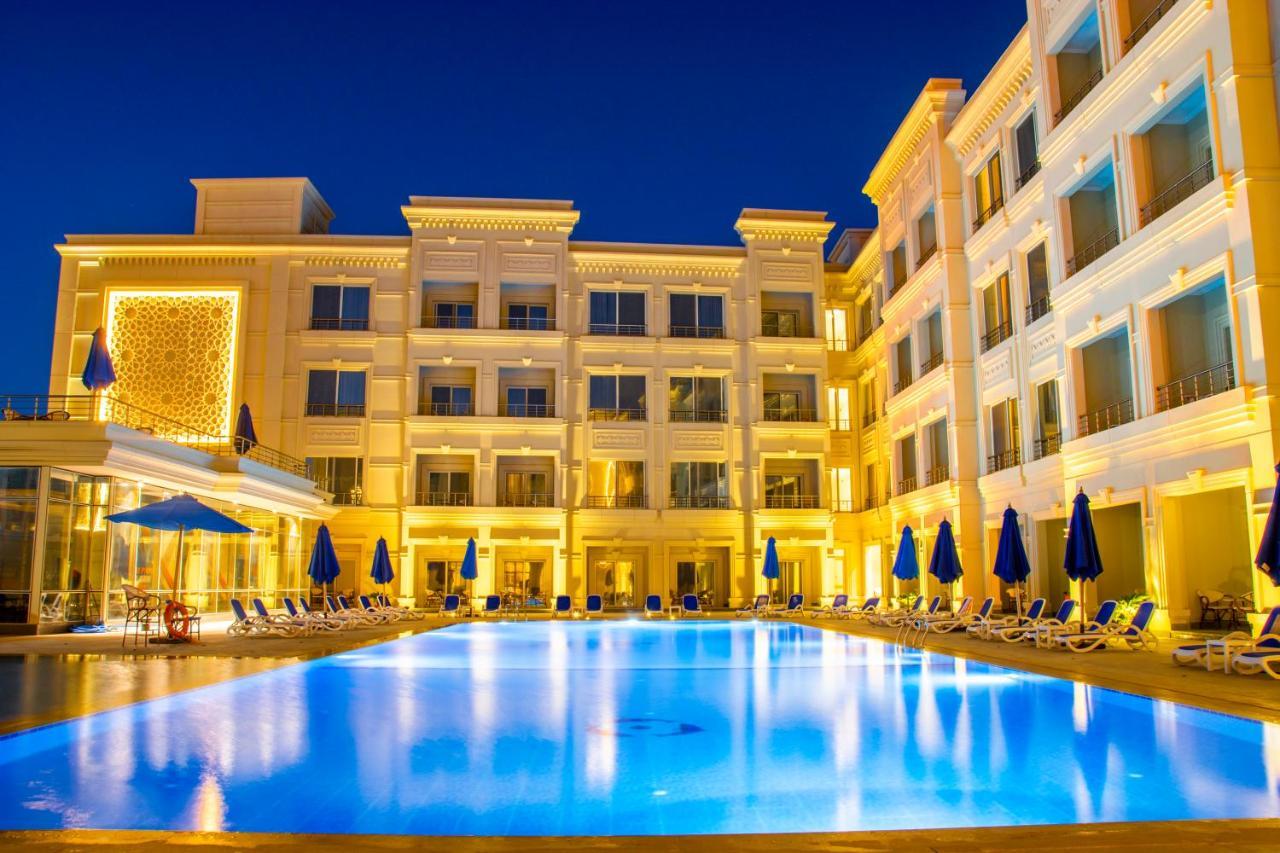 Hotel Helnan Mamoura & Events Center 5*