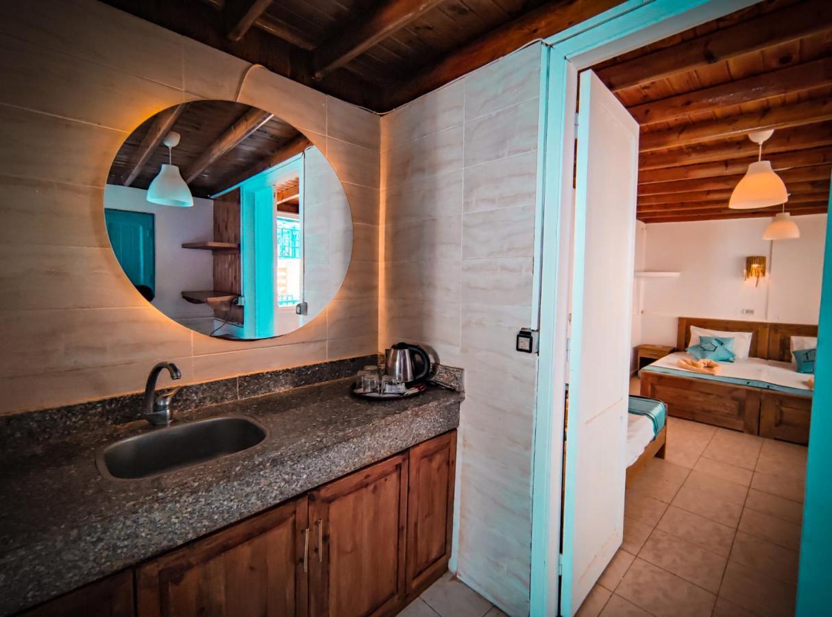 Hotel Bamboo House *
