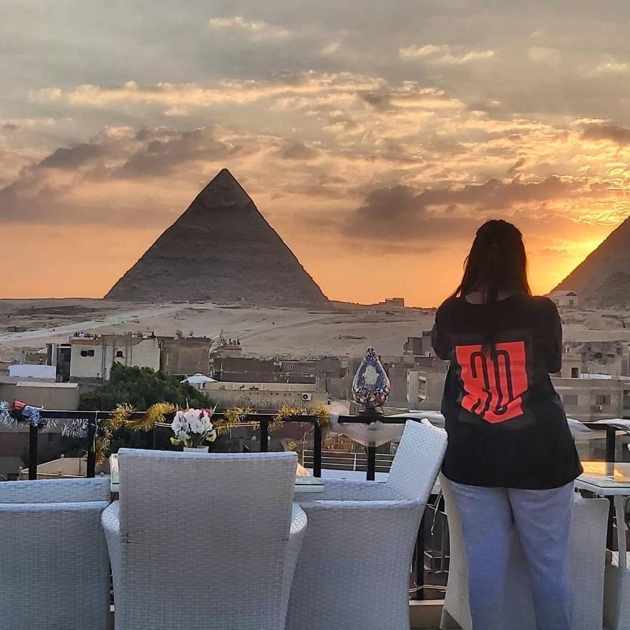 Hotel Golden Pyramids 3*