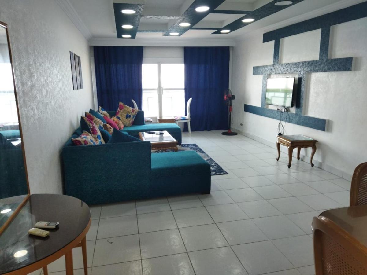 3 Gleem Seaview *