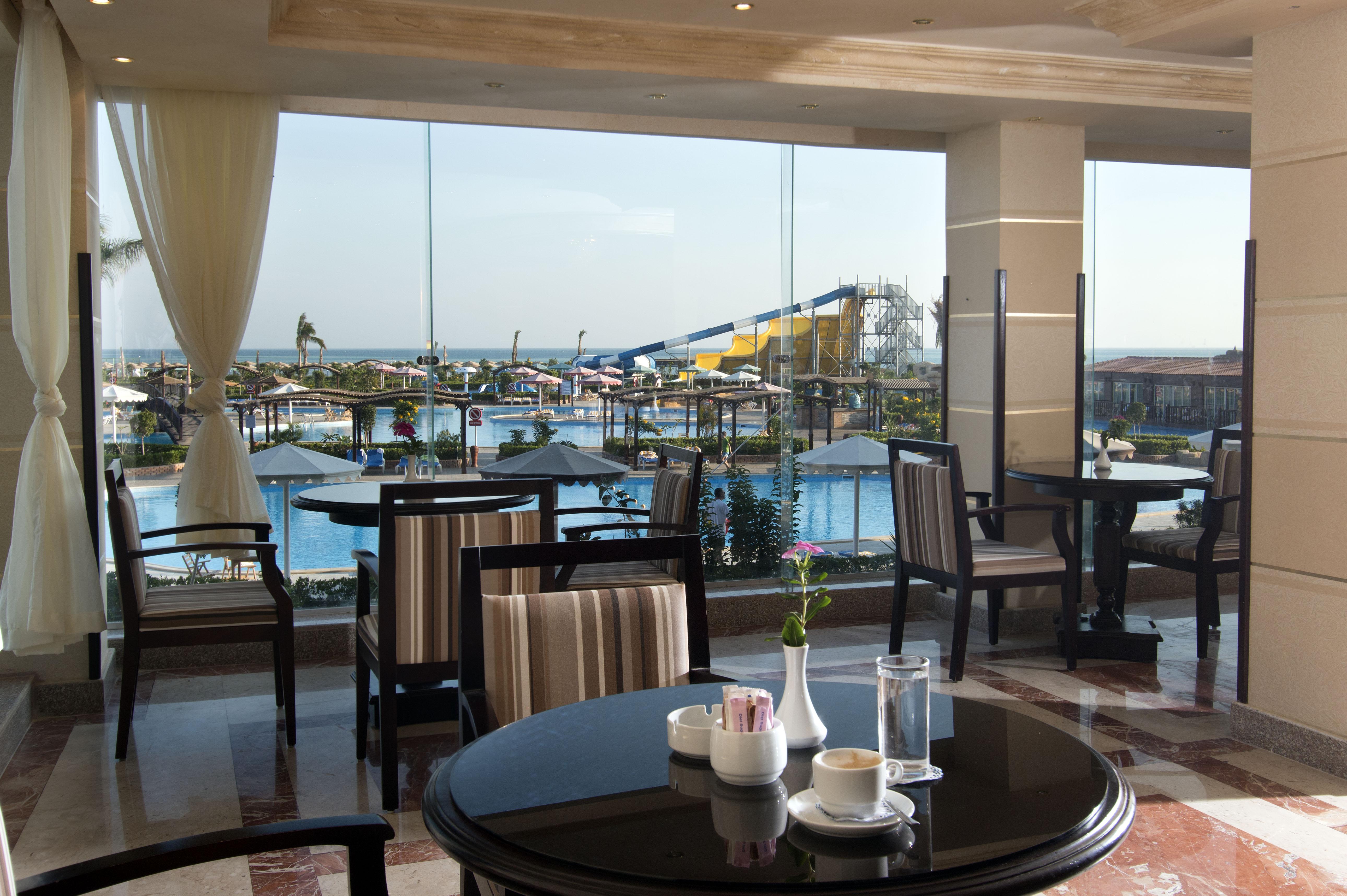 Resort Hawaii Caesar Palace Aqua Park - Families And Couples Only 4*