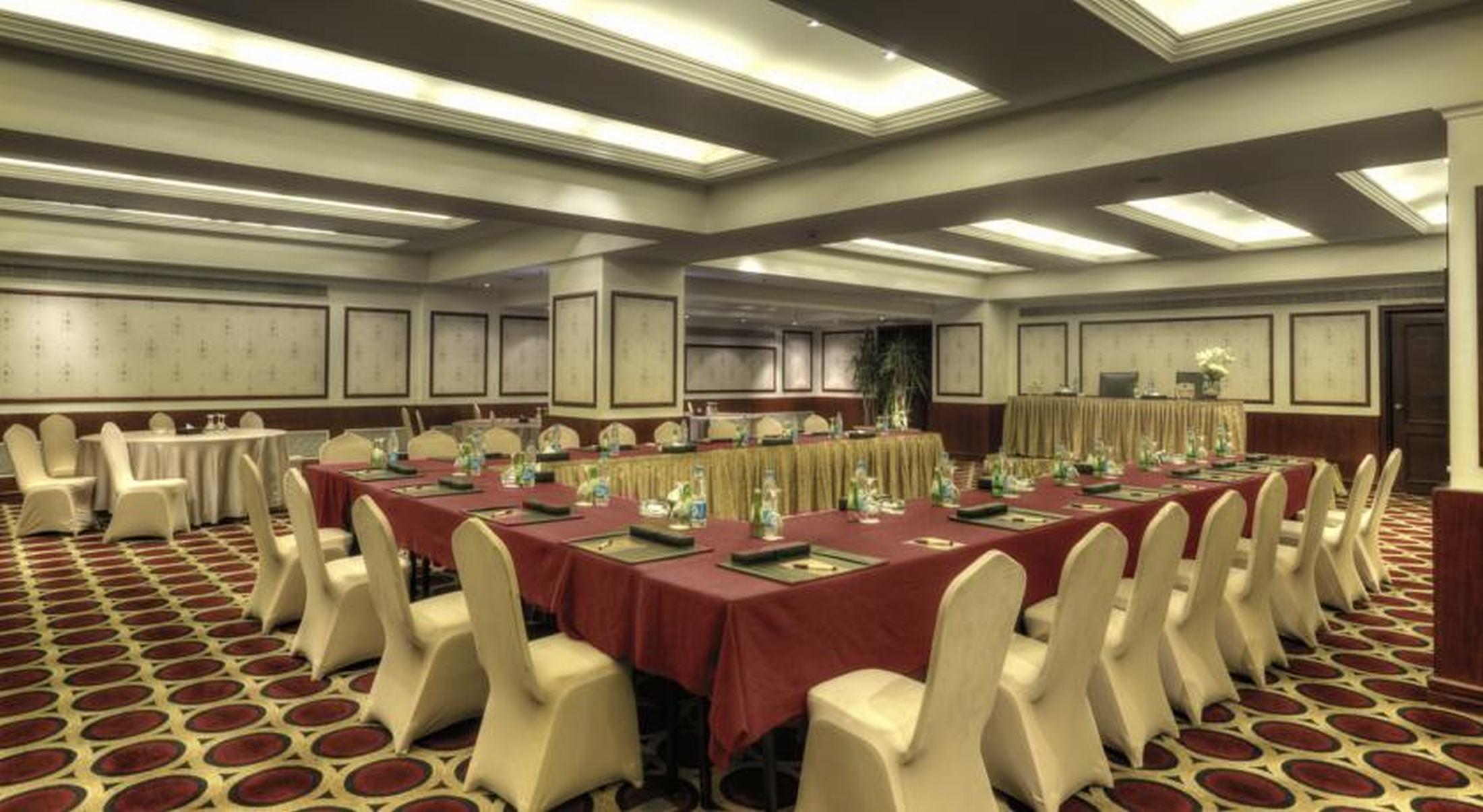Hotel Safir Cairo 5*