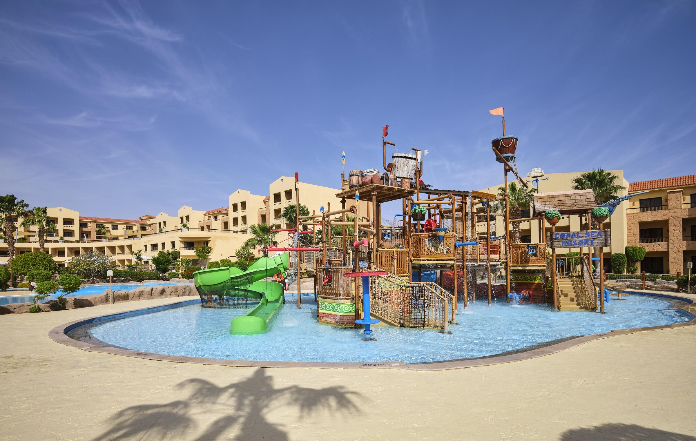 Otel Coral Sea Aqua Club 4*