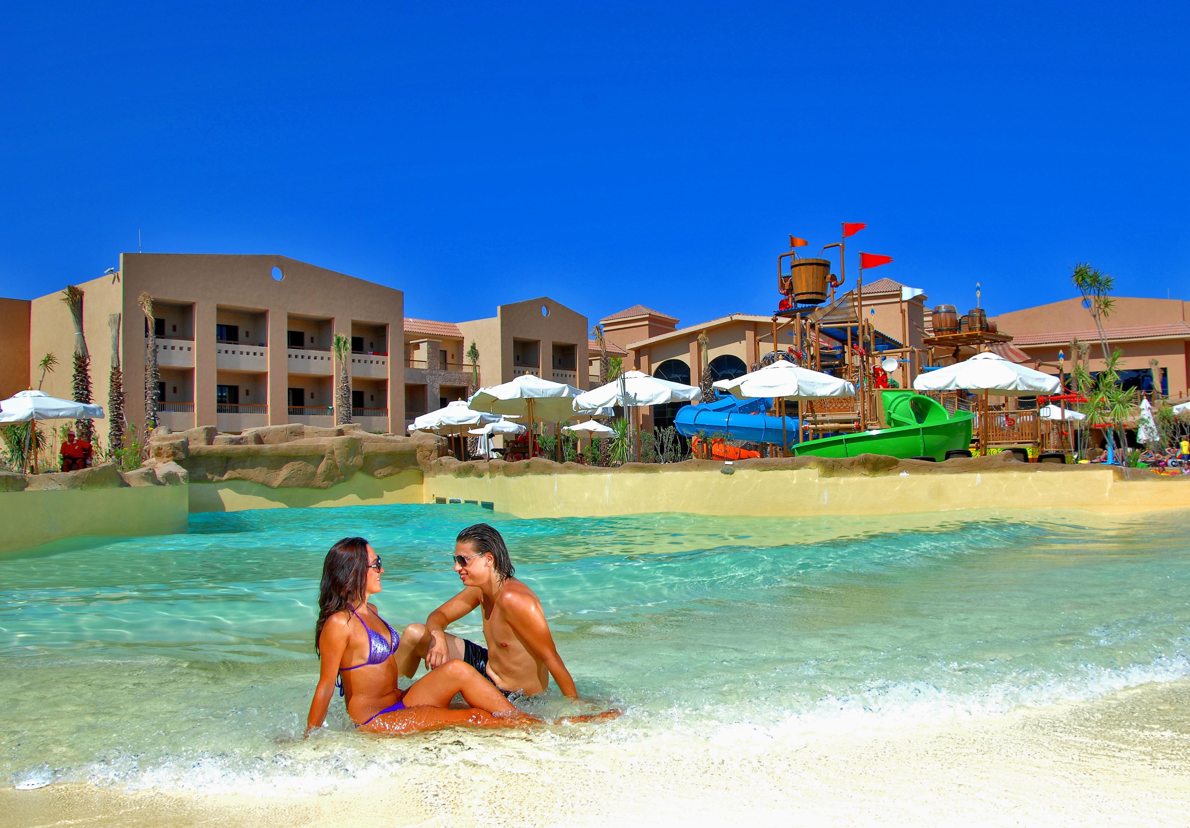 Coral Sea Aqua Club Hotel 4*
