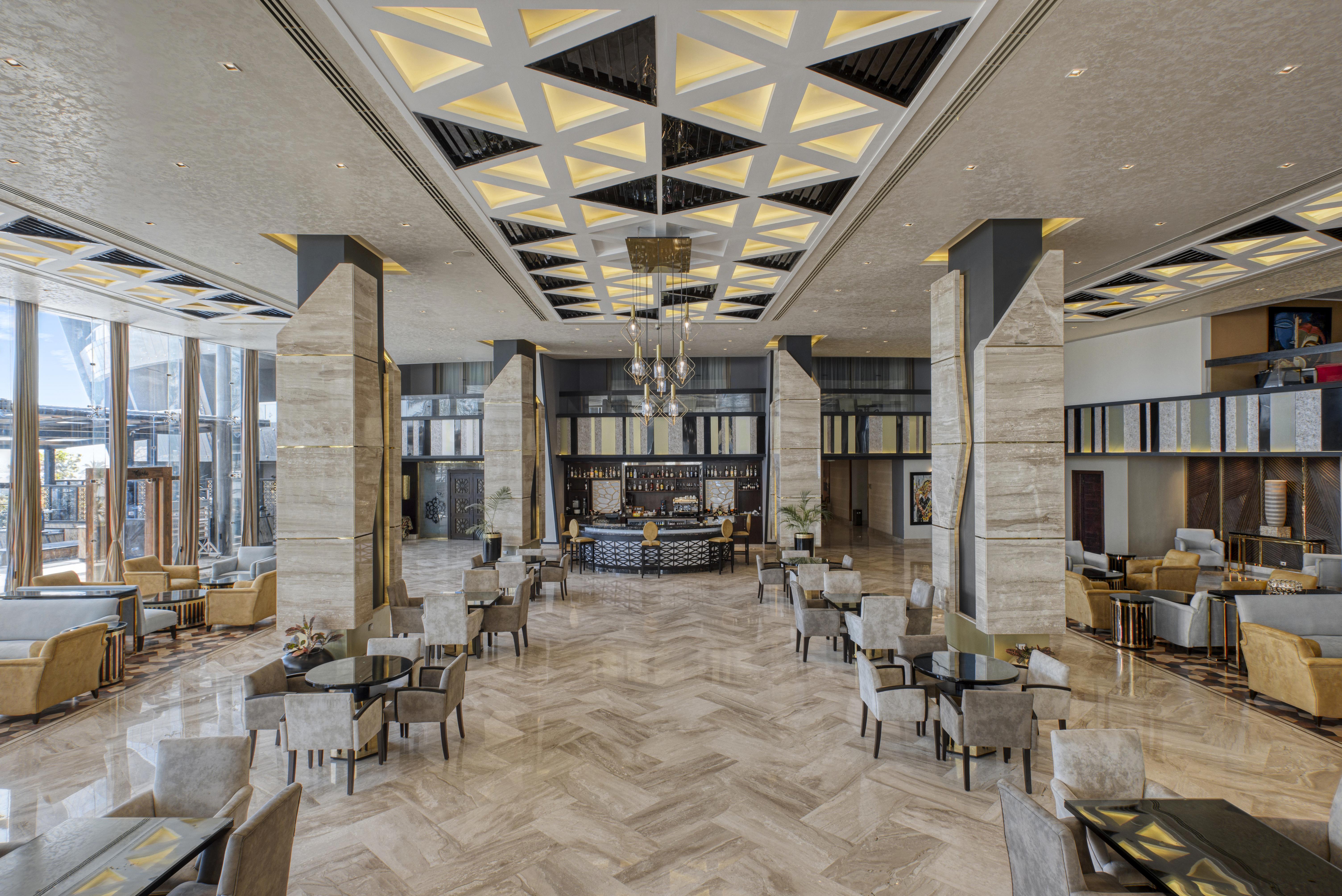 Radisson Blu & Convention Center,