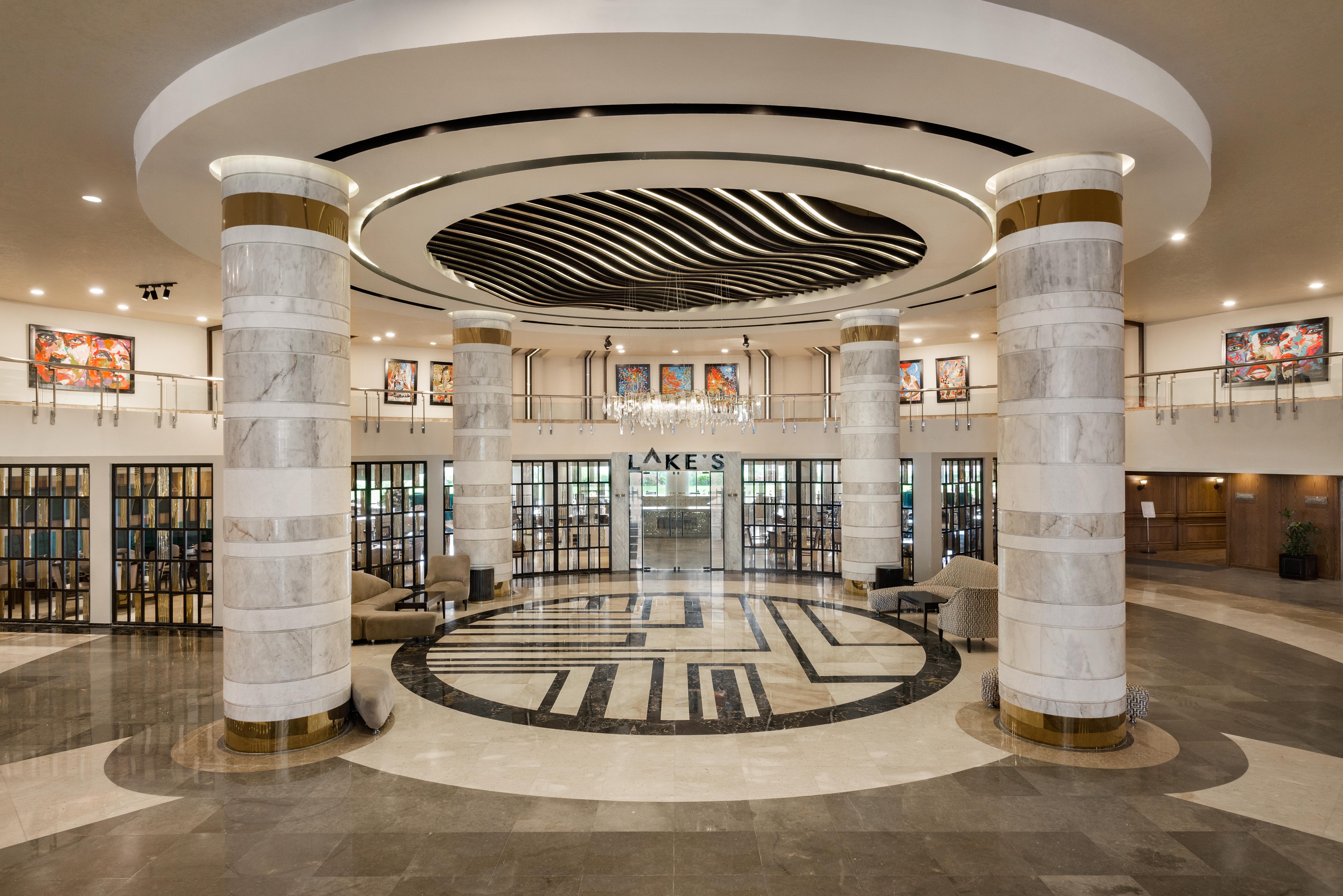 Radisson Blu & Convention Center,
