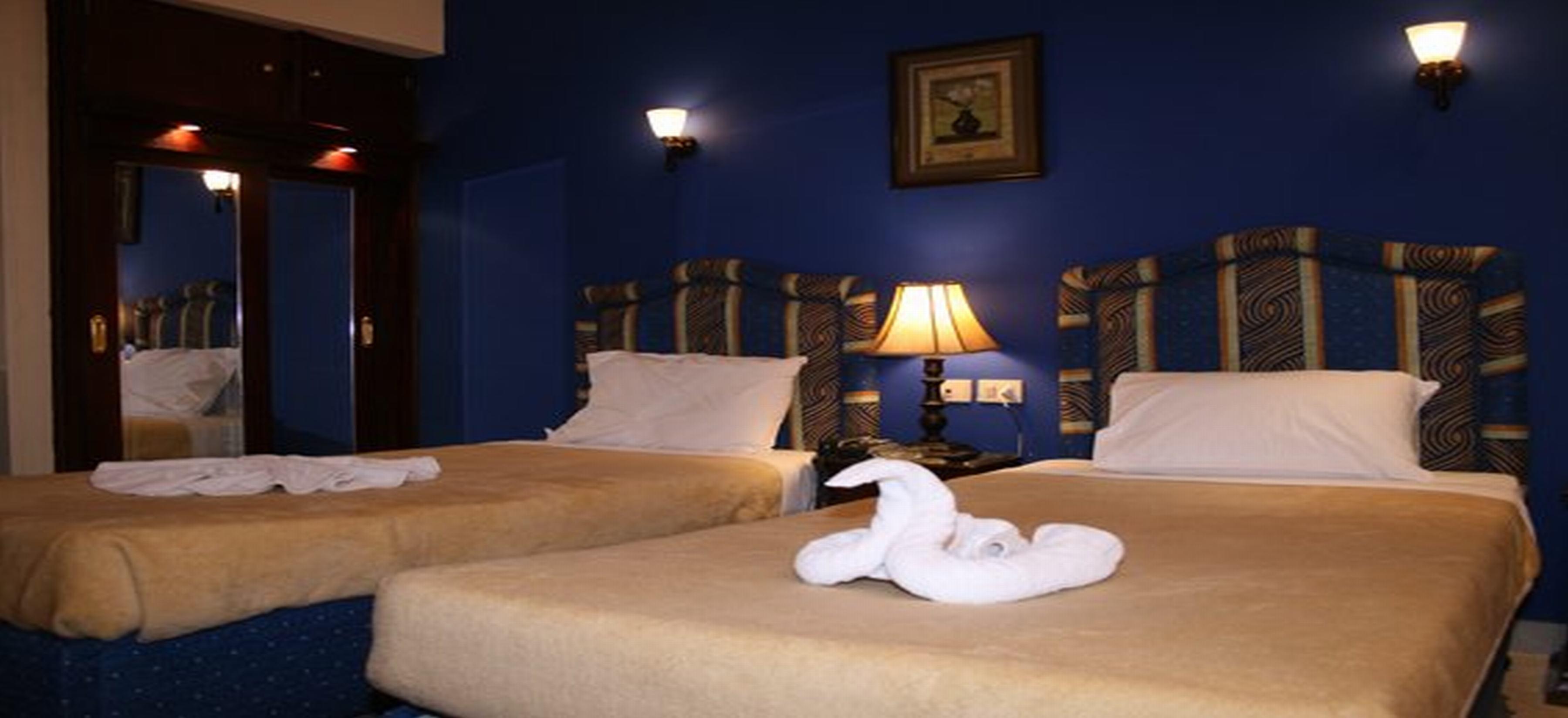 Holidays Express Hotel