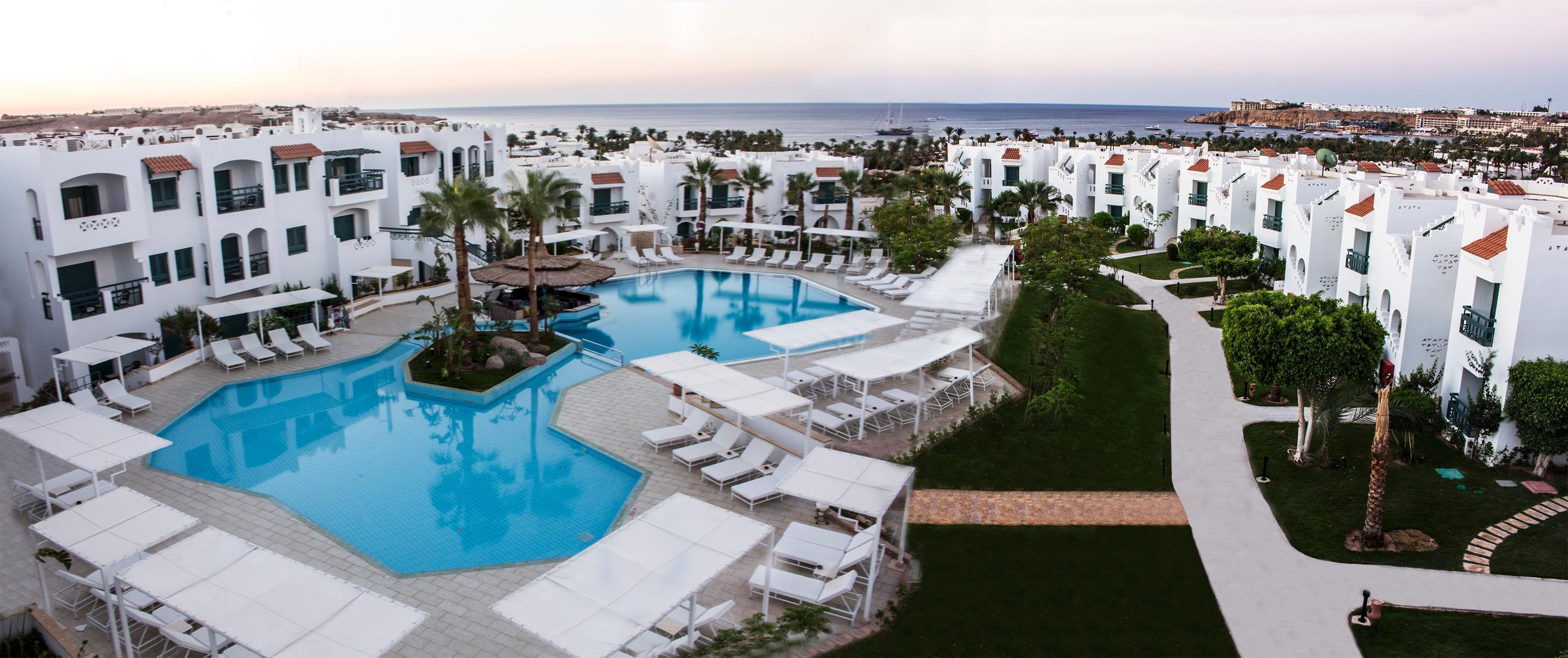 Jaz Neo Naama Bay