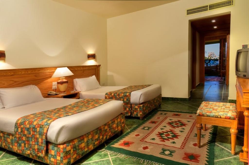 Akassia Swiss Resort El Qoseir