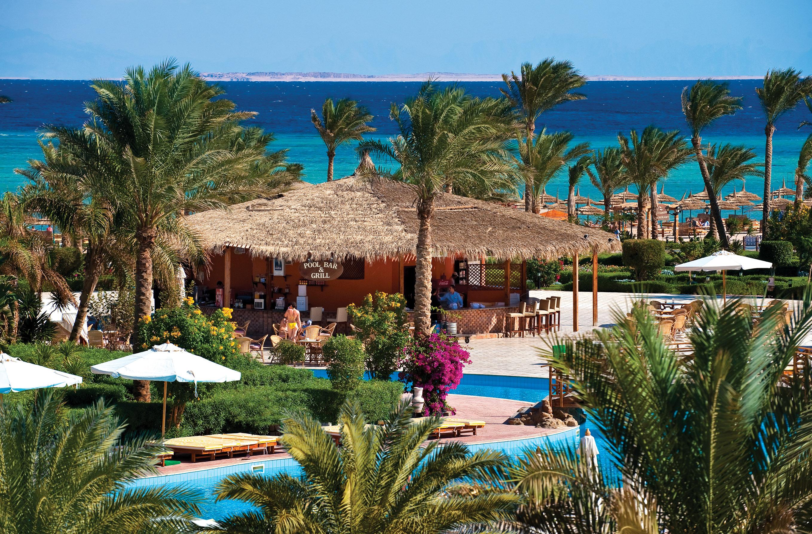 Amwaj Oyoun & Casino Resort