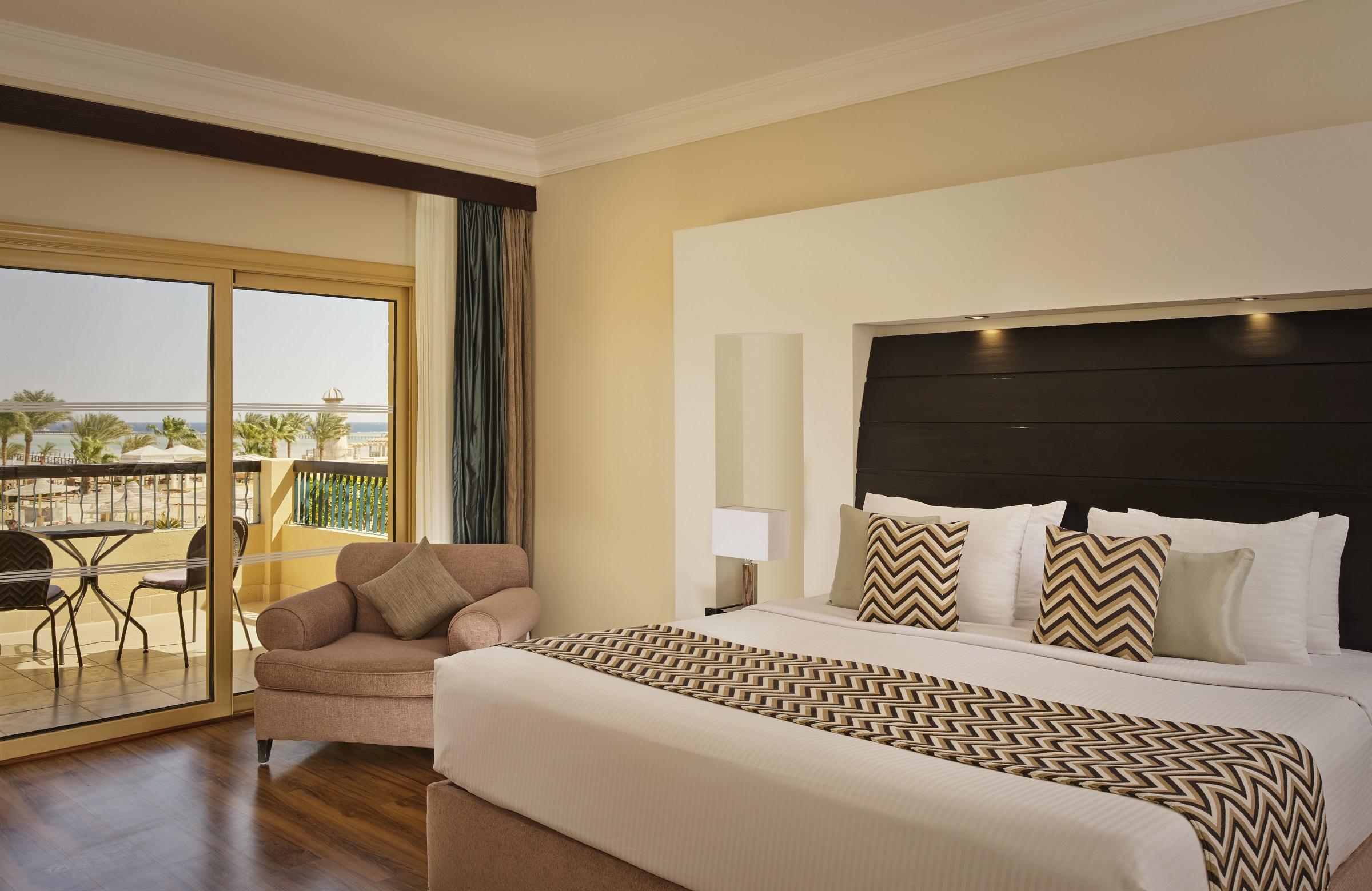Coral Sea And Aqua Park Resort