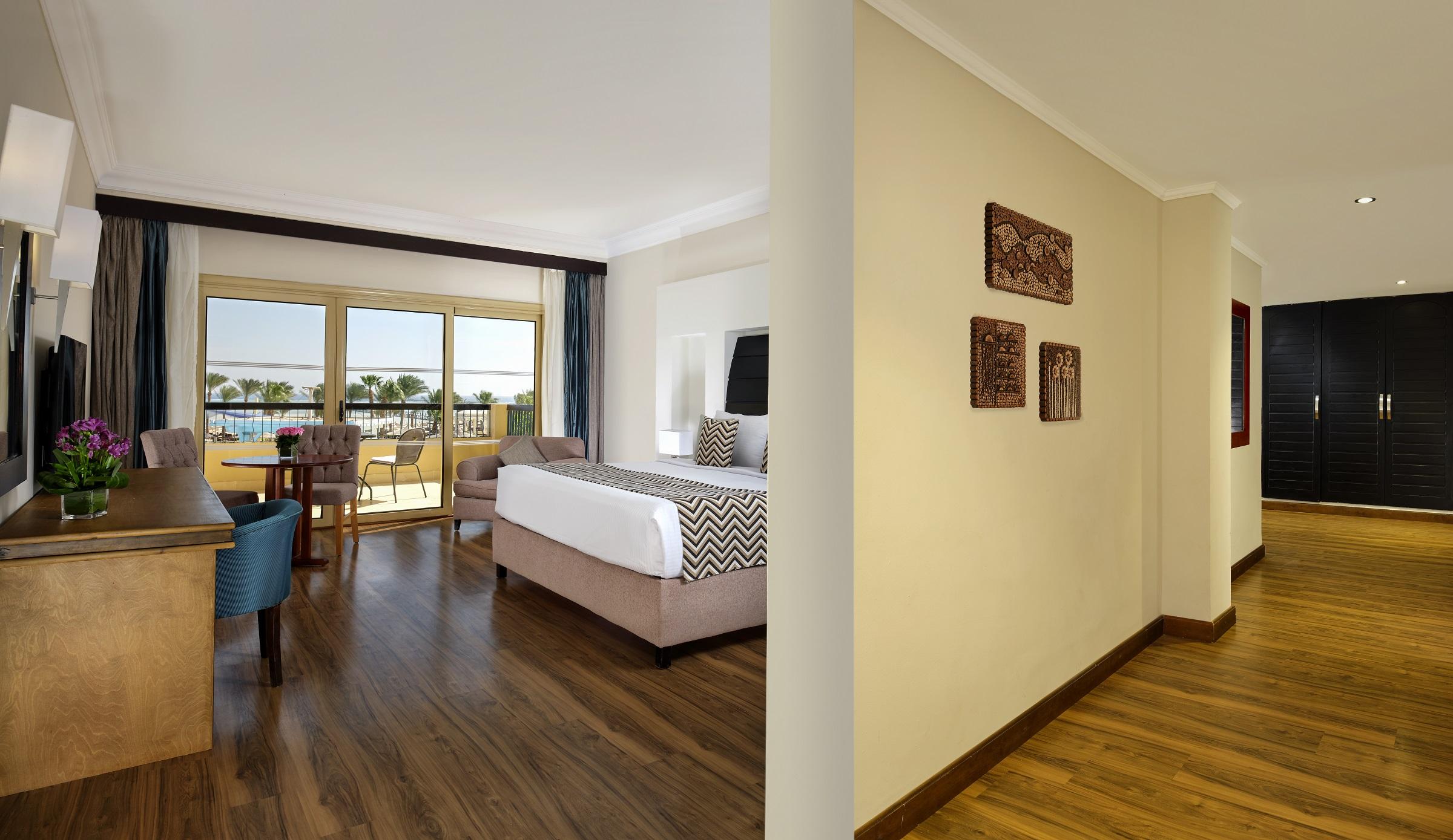 Coral Sea And Aqua Park Resort 5*