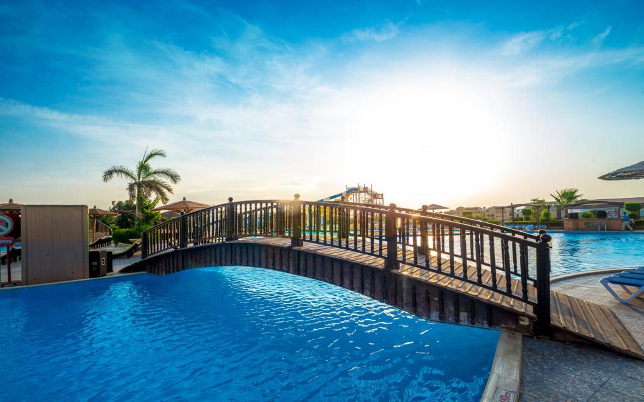 Hawaii Caesar Palace Aqua Park - Families And Couples Only Hurghada