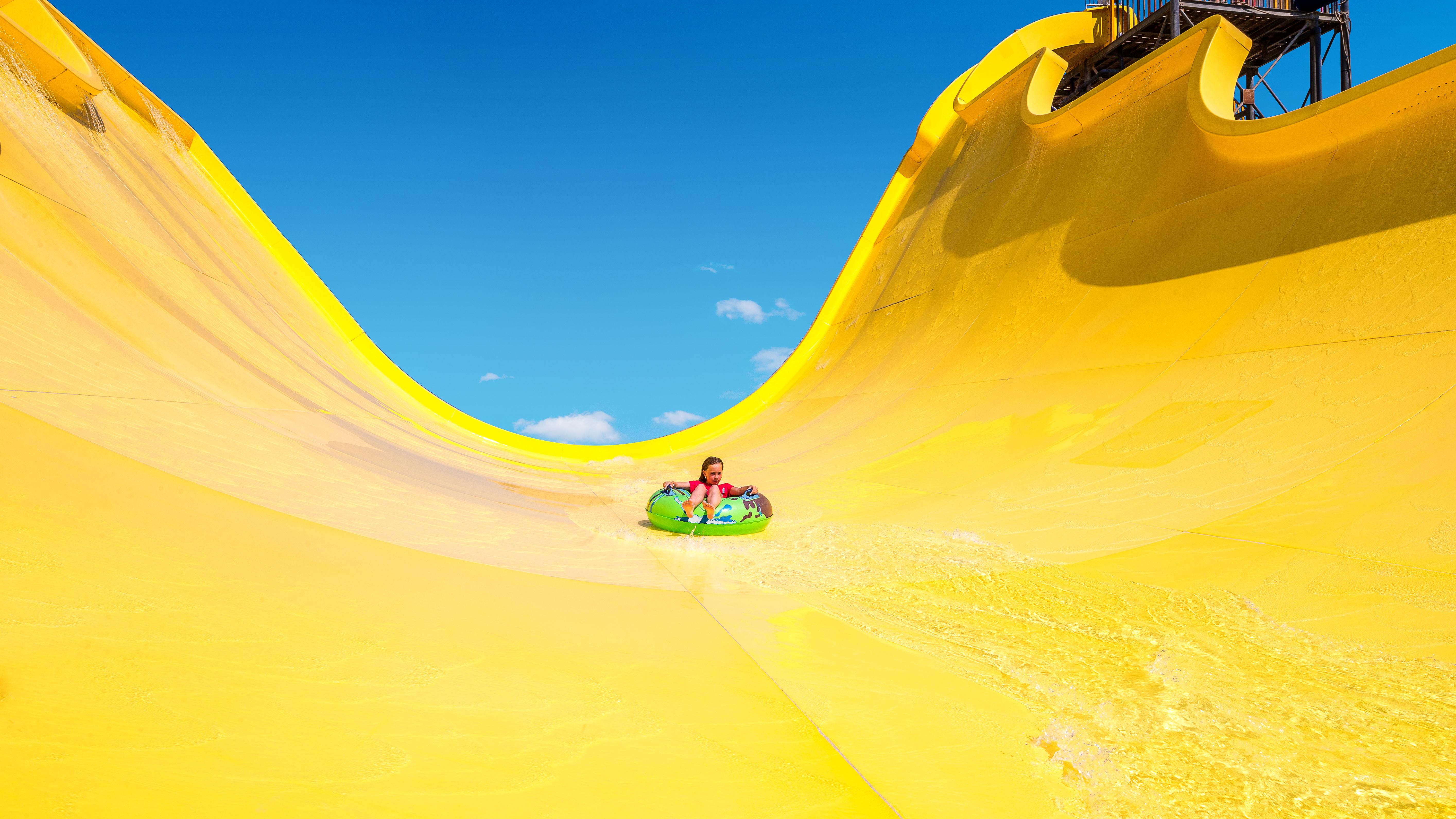 Hawaii Caesar Palace Aqua Park - Families And Couples Only 4*