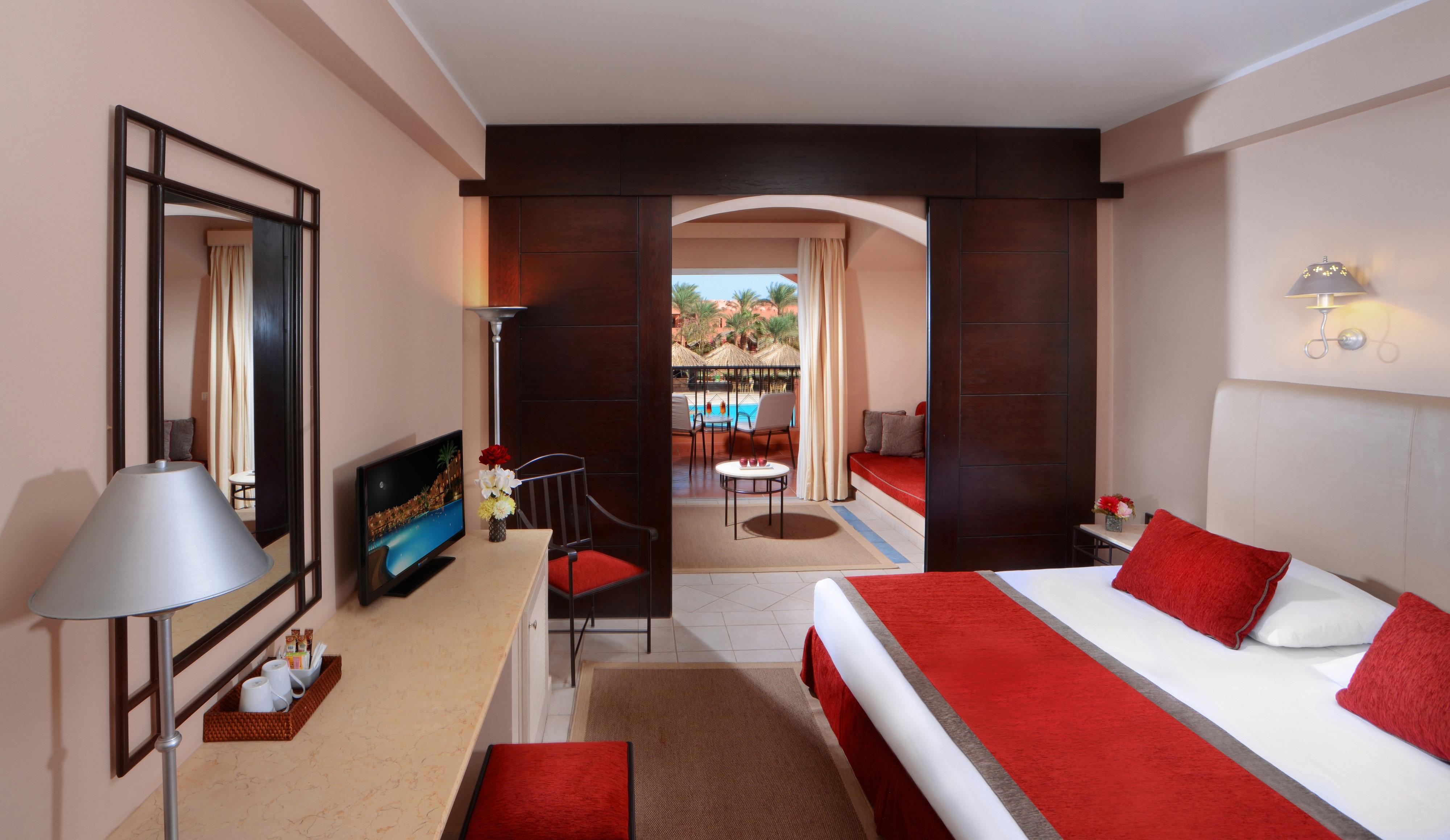 Jaz Oasis Club 5* Makadi Bay