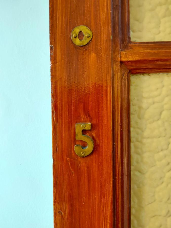 Hostel Triomphe