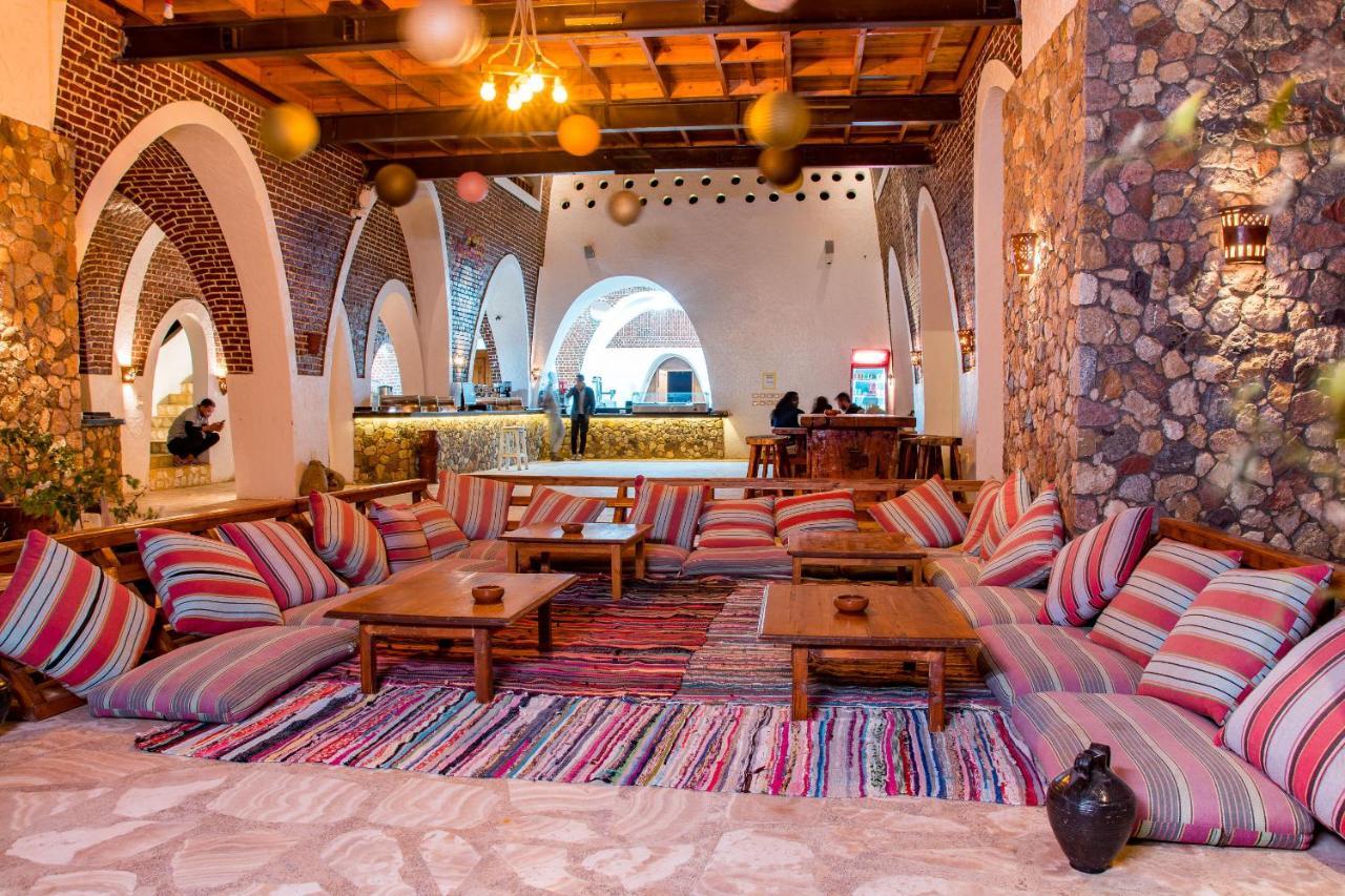 Hotel Paradise Sweir 3*