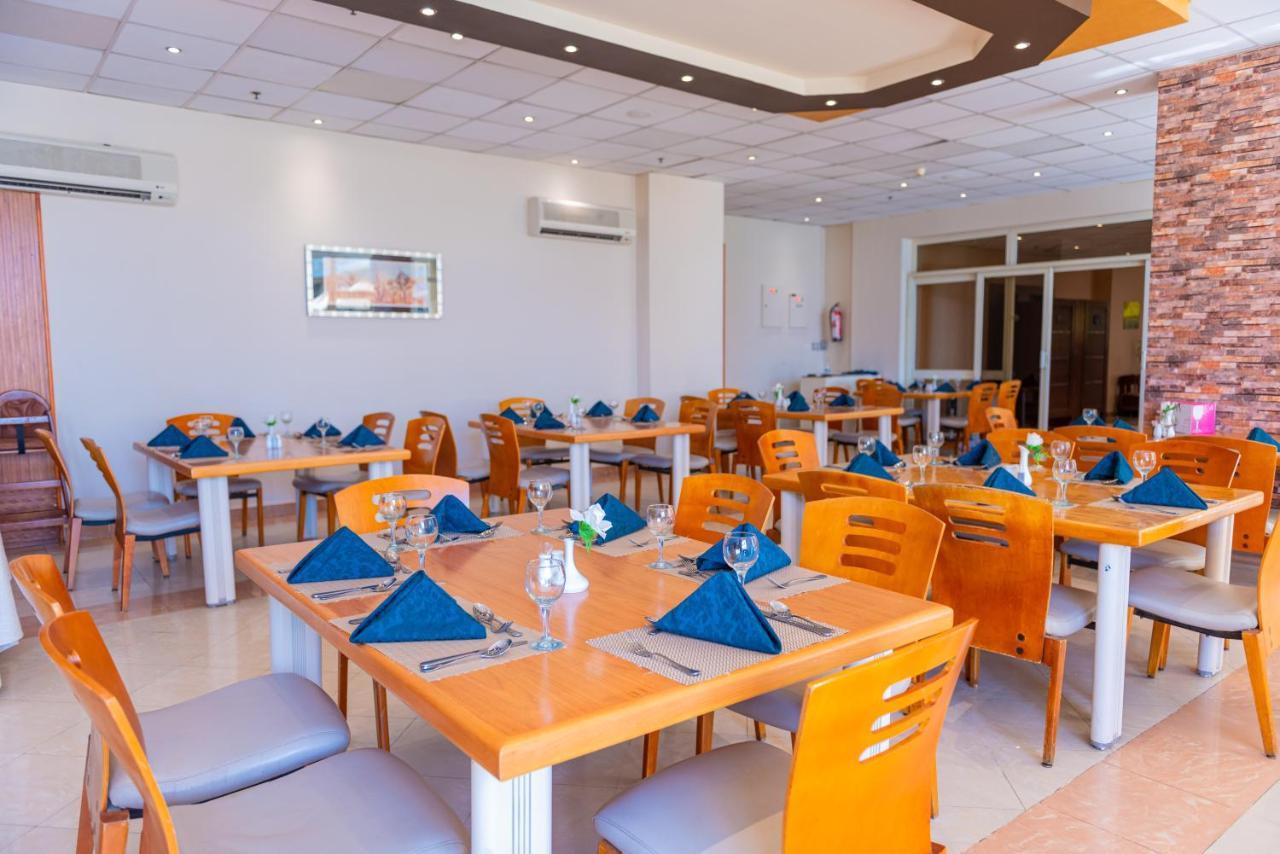 Tolip Family Club Borg El Arab Hotel 5*