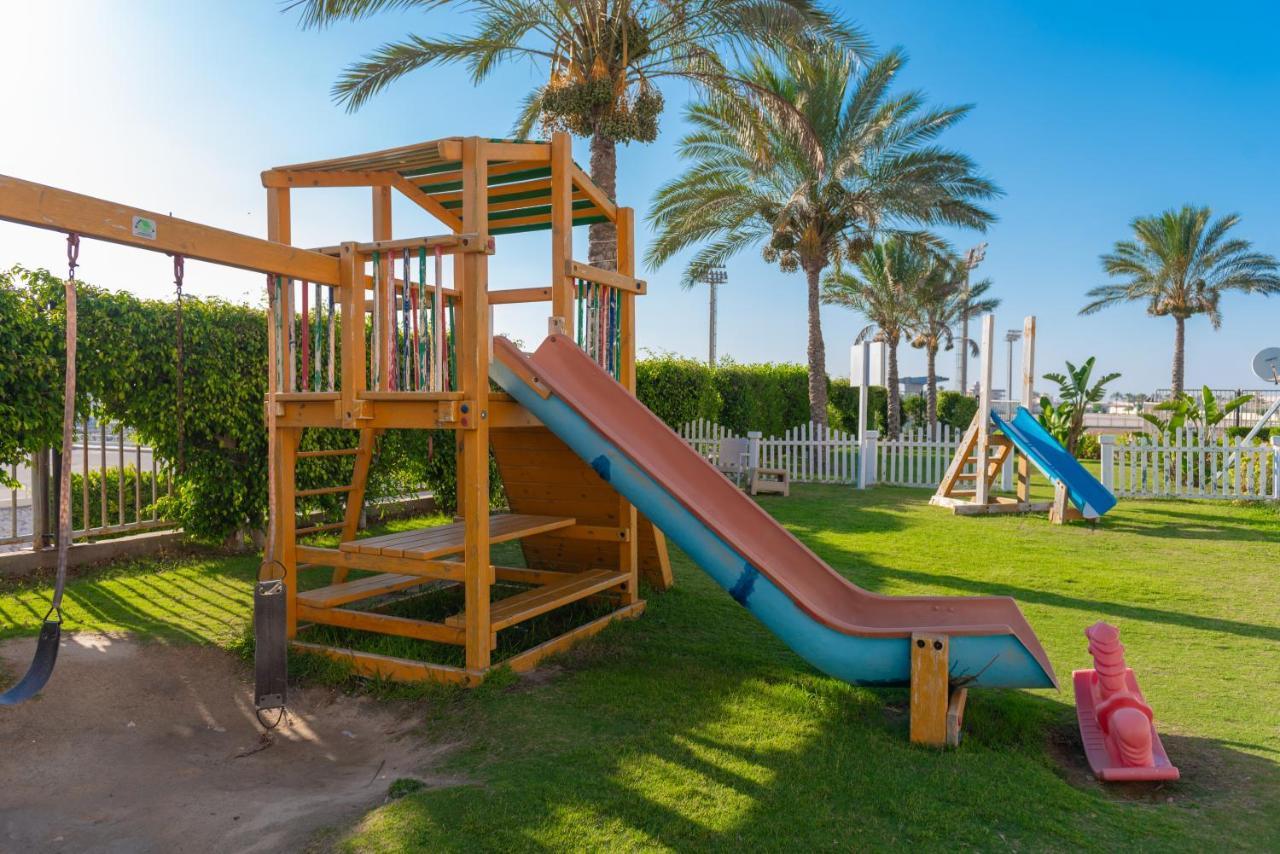 Tolip Family Club Borg El Arab 5* King Mariout