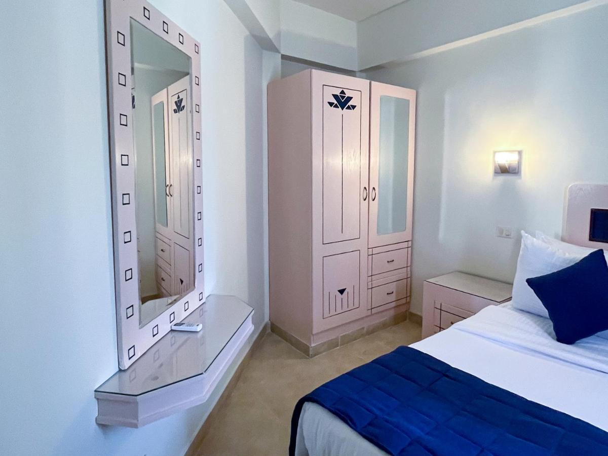 Nubian Island, Families And Couples Only 5*