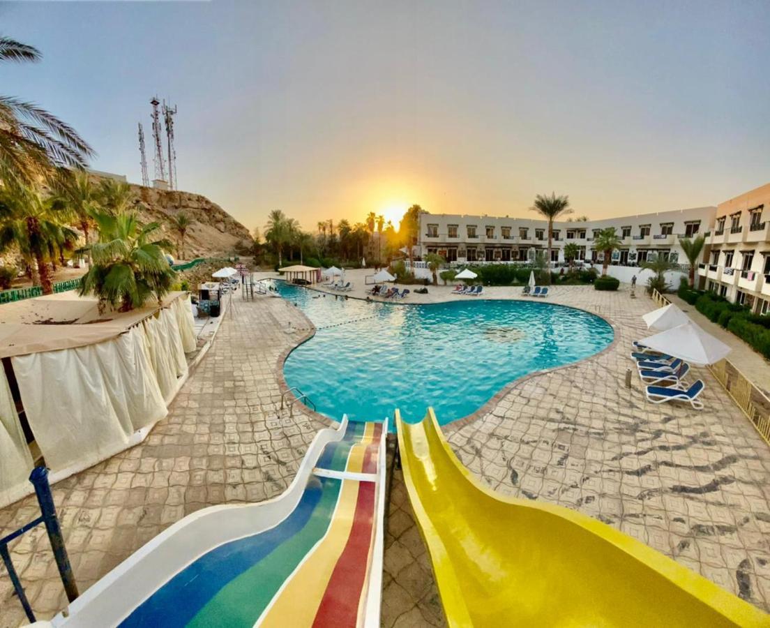 Trs Fantazia Neama Bay Resort