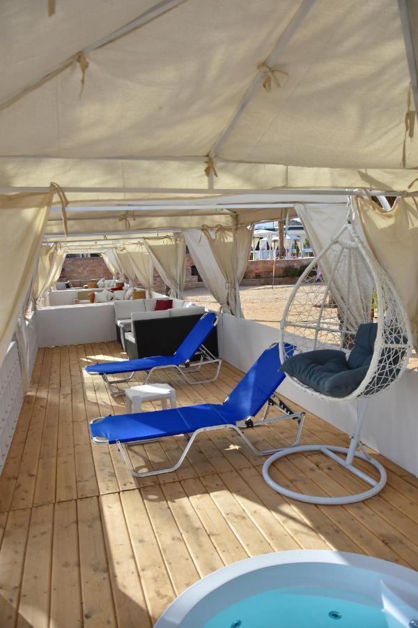 Seti Palm Families And Couples Only 4*