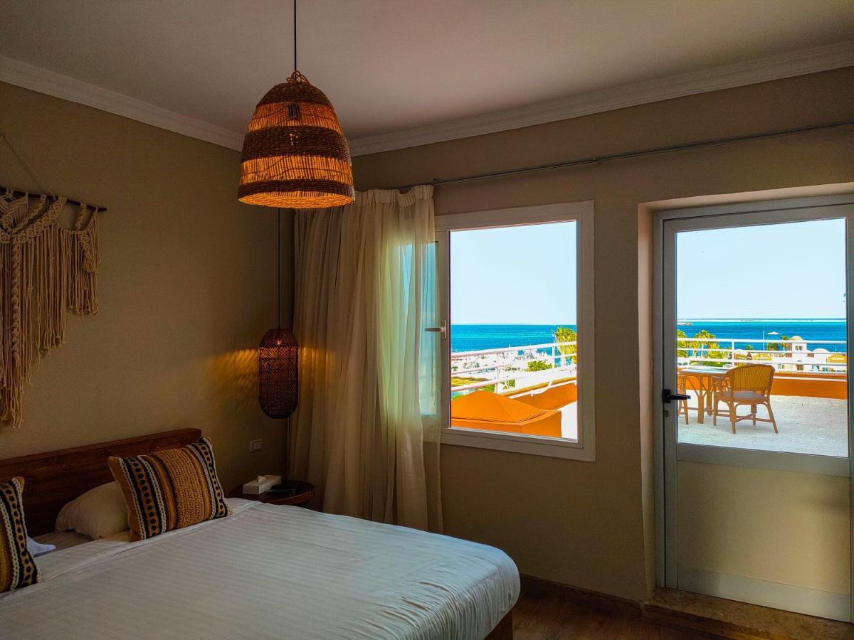 Otel The Bay Marina *