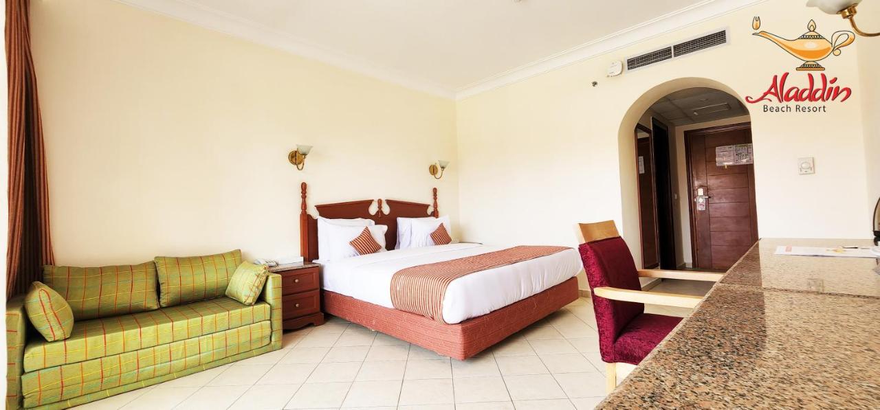 Resort Aladdin Beach