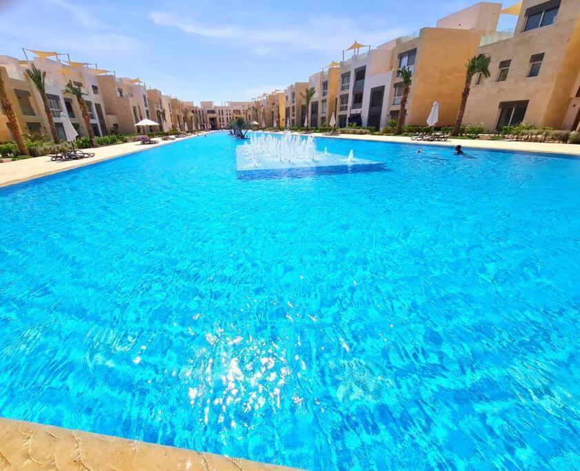 Luxurious Sea View 2 Bedroom & Private Garden To The Pool At Mangroovy Apartment Hurghada