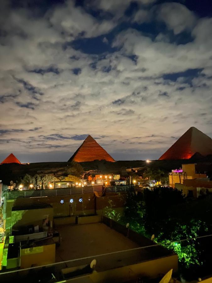 Hostel Life Pyramids