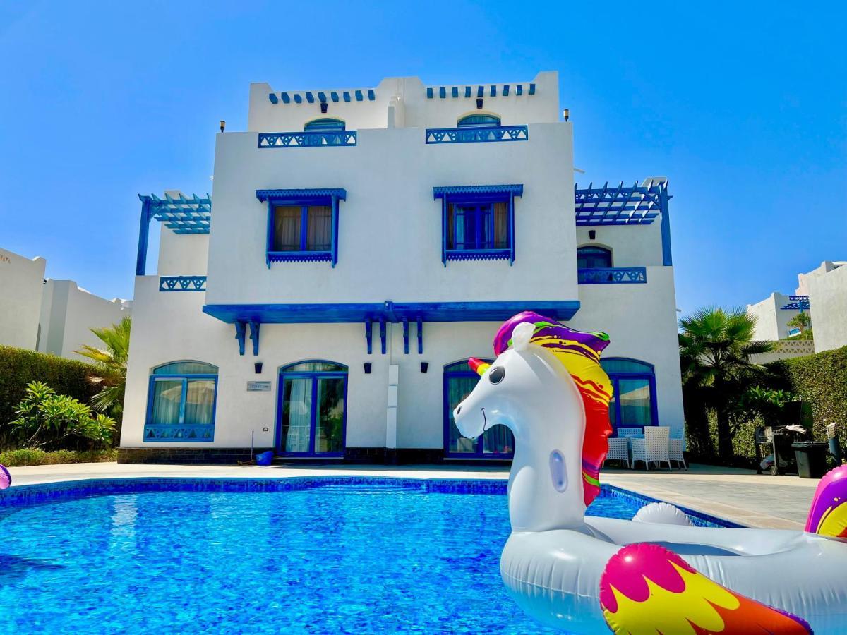 Luxury With Pool In