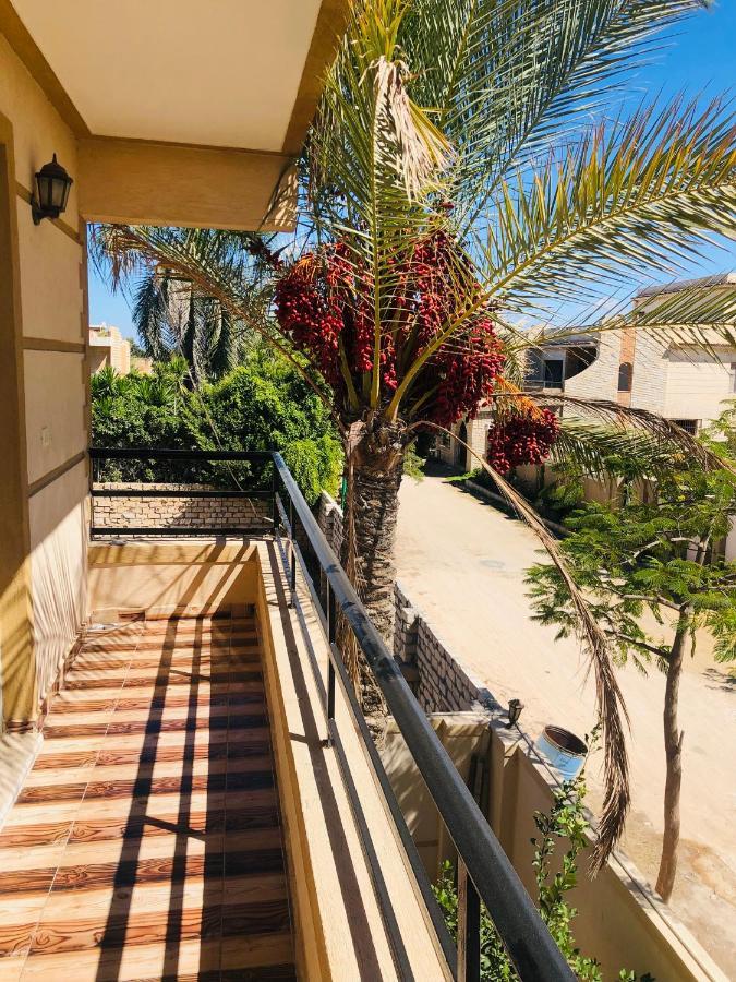 Villa Lovely 5- Bedroom With Overflow Pool With Garden At Oasis *
