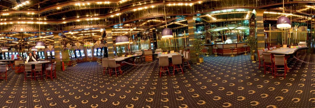 Maritim Jolie & Casino Resort 5*